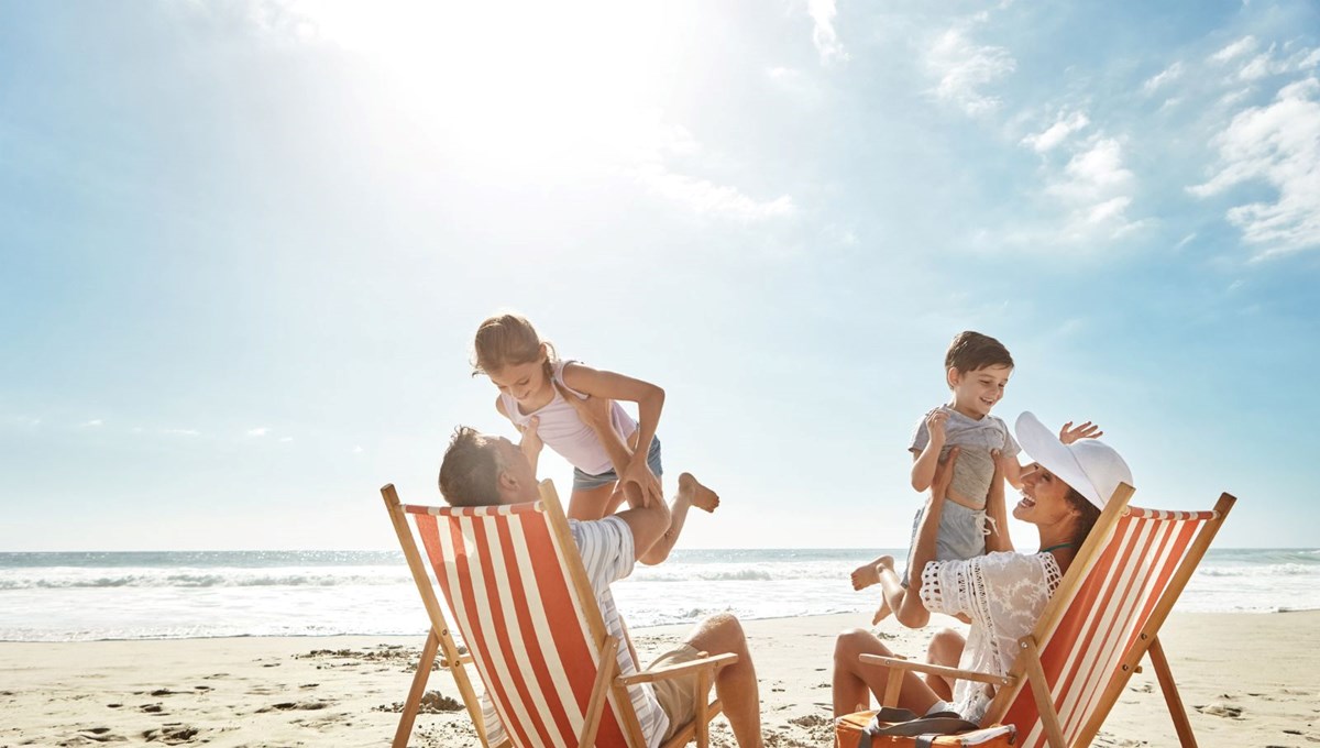 Araştırmalara göre ailece çıkılan seyahatler mutluluğu artırıyor