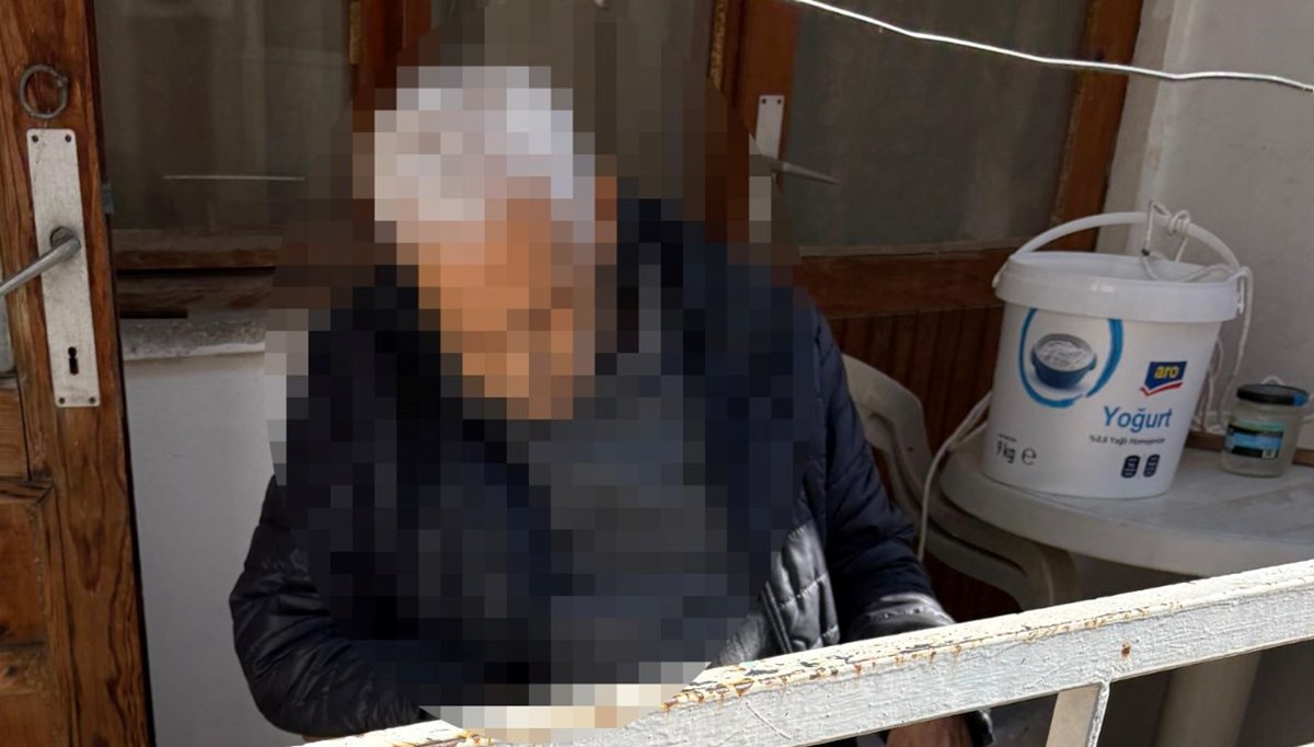 Balkondaki sandalyenin üzerinde ölü bulundu Balkondaki sandalyenin üzerinde ölü bulundu