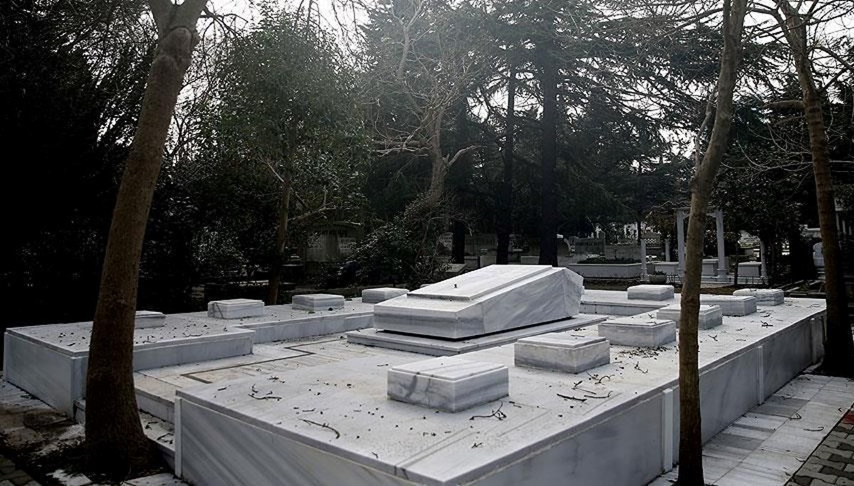 Mezarlıktan çaldığı mermerleri evinde kullandı Mezarlıktan çaldığı mermerleri evinde kullandı
