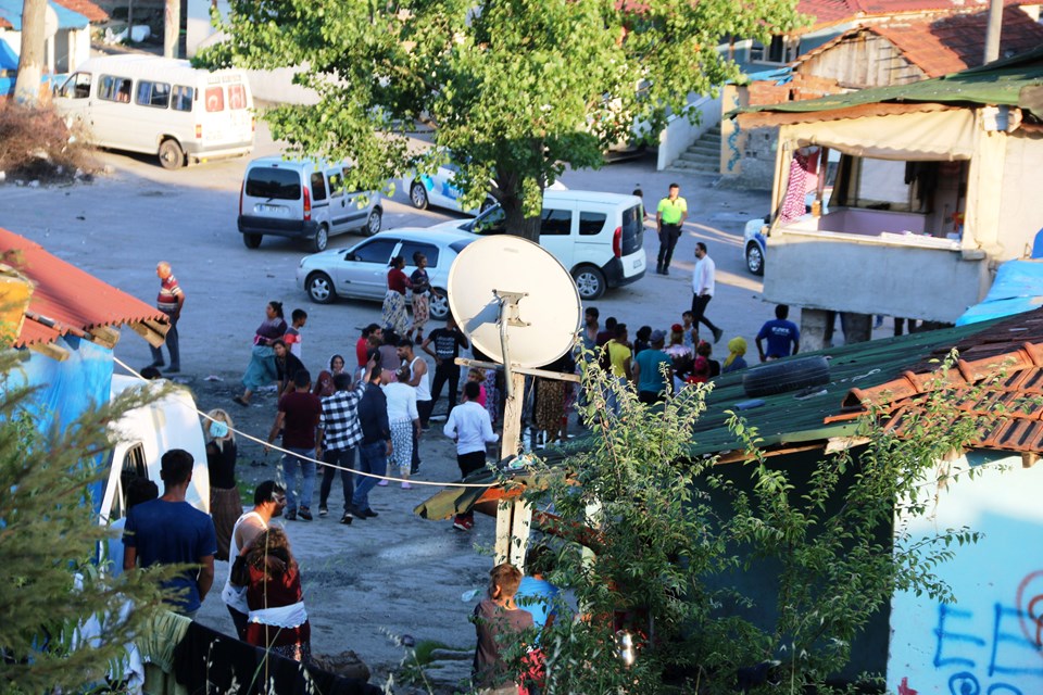 Kocaeli'de düğünde kavga: 1'i polis 5 yaralı - 1