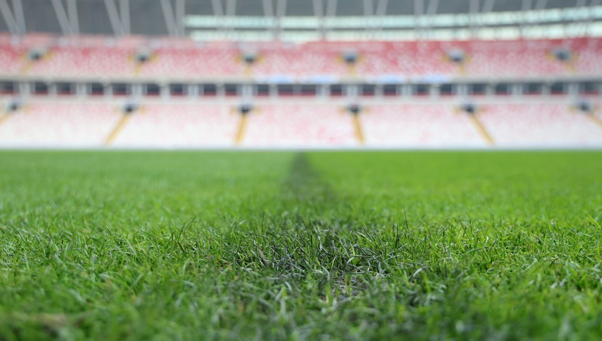 Sivas 4 Eylül Stadı, alttan ısıtma sistemiyle Galatasaray maçına hazır