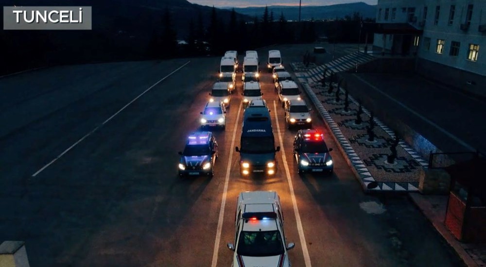 Papaz Kılığına Giren Dolandırıcılar Köylüyü Sahte Define Haritasıyla Milyonluk Vurgun Yaptı! 76