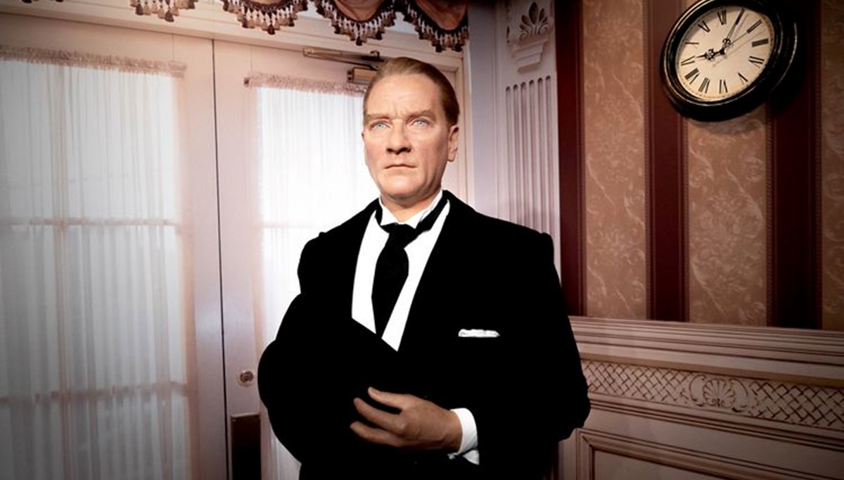 Atatürk'ün balmumu heykeli Berlin'de ziyarete açılıyor Atatürk'ün balmumu heykeli Berlin'de ziyarete açılıyor