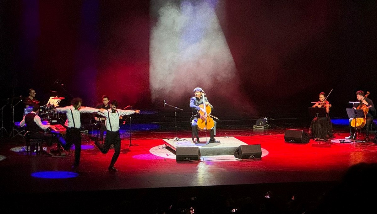 Kazak çellist Bagjan Oktabr İstanbul'da müzikseverlerle buluştu