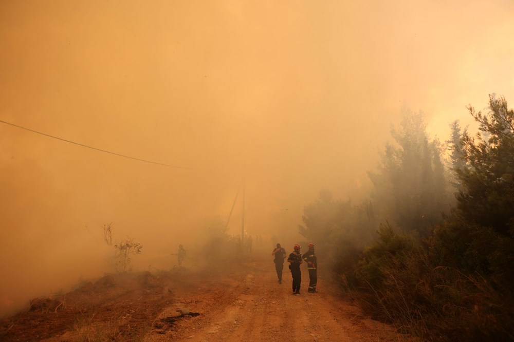 Yunanistan’da yangın felaketinin boyutları ortaya çıktı: 586 yangında 3 kişi öldü, 93 bin 700 hektardan fazla alan yandı - 29