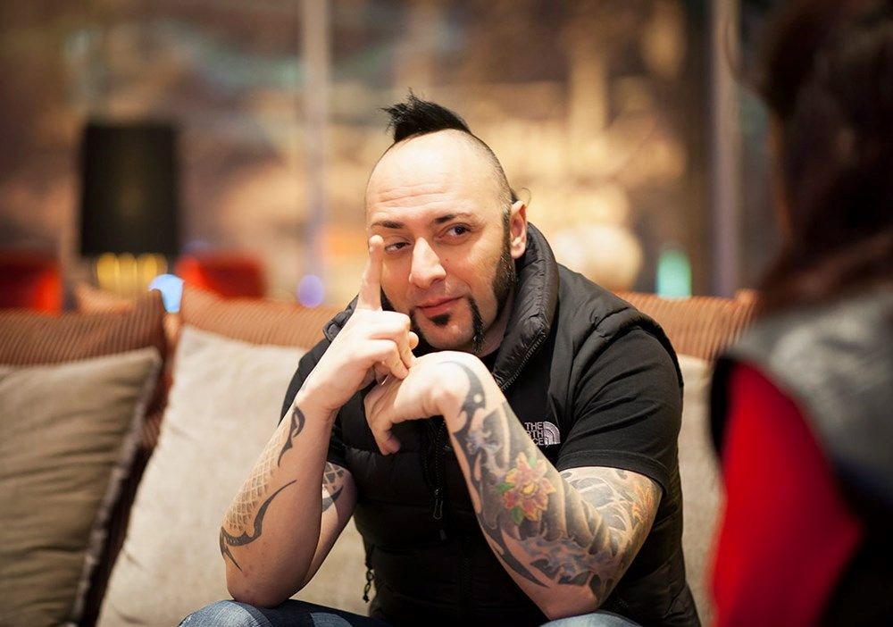 Nilgün Belgün takipçilerini geçmişe götürdü: Bu fotoğraf Marmaris'te çekildi (Ünlülerin çocukluk ve gençlik halleri) - 164