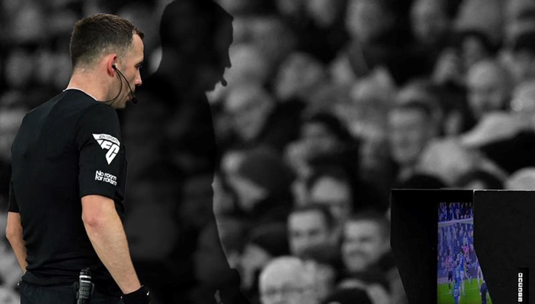 Futbolda yapay zeka tartışması: Araç mı tehdit mi? "Umarım hakemler sahadan silinmez"
