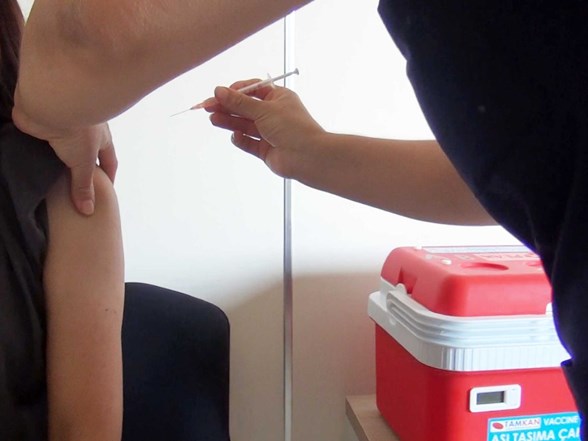 turkiye de 3 doz asilama basladi sinovac mi biontech mi ntv