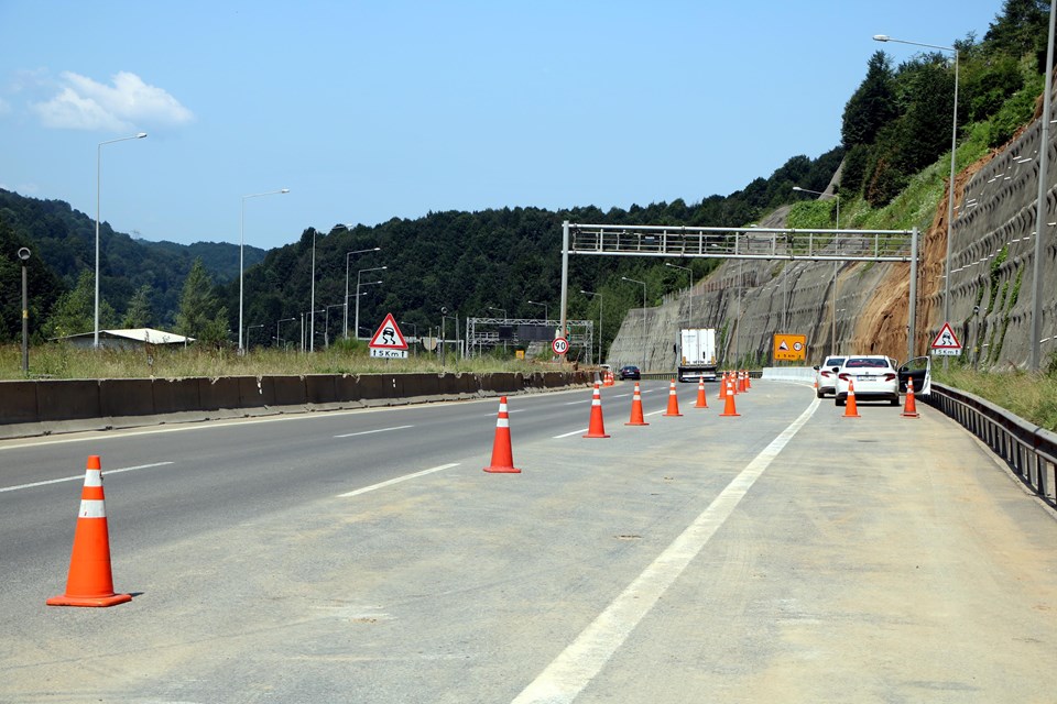 Bolu Dağı'nda ulaşım normale döndü - 1