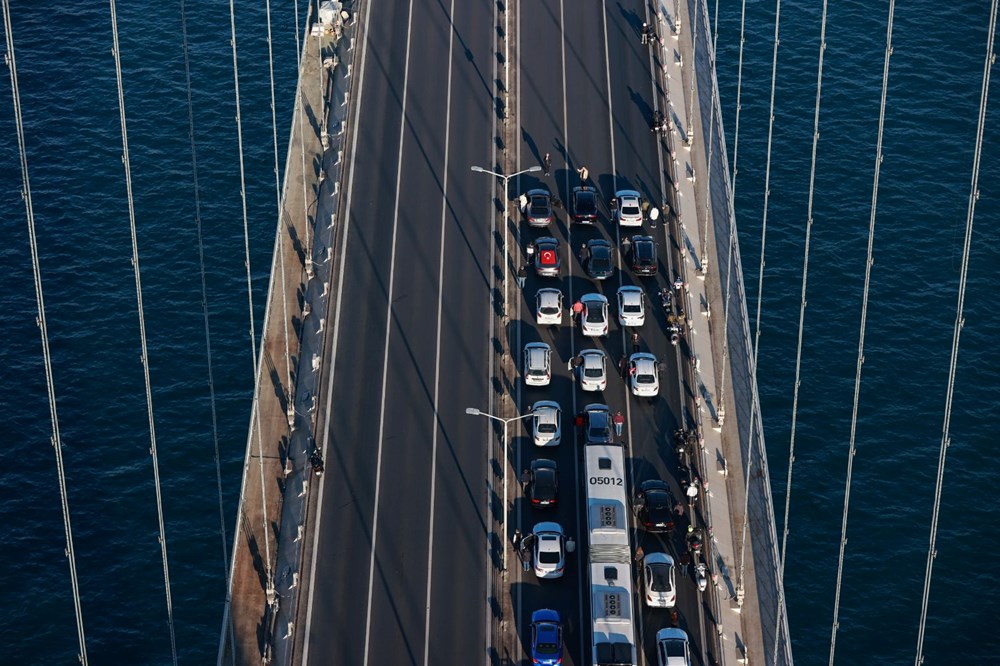 Saat 9'u 5 geçe hayat 1 dakika durdu - 2