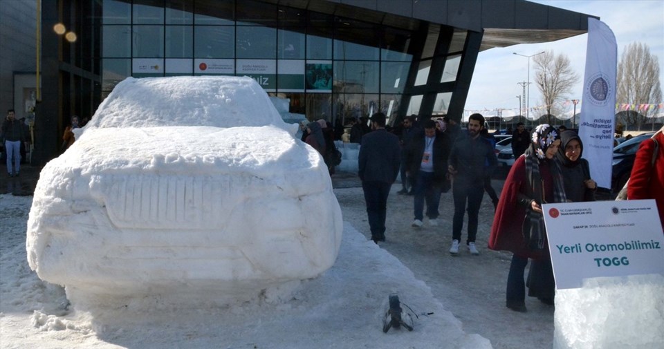 Türkiye'nin otomobilini kardan yaptılar - 2
