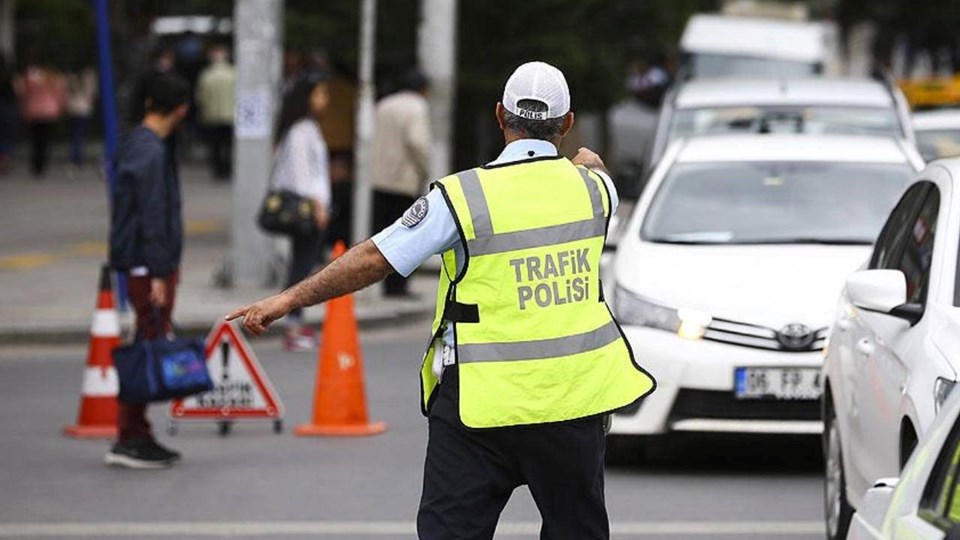 Trafik cezaları artıyor: Kanun teklifi komisyonda kabul edildi - 1