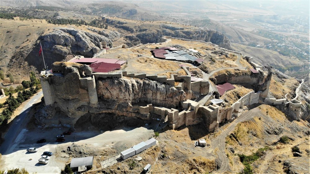 Harput Kalesi'nde 7 yılda 110 bin adet obje - 6