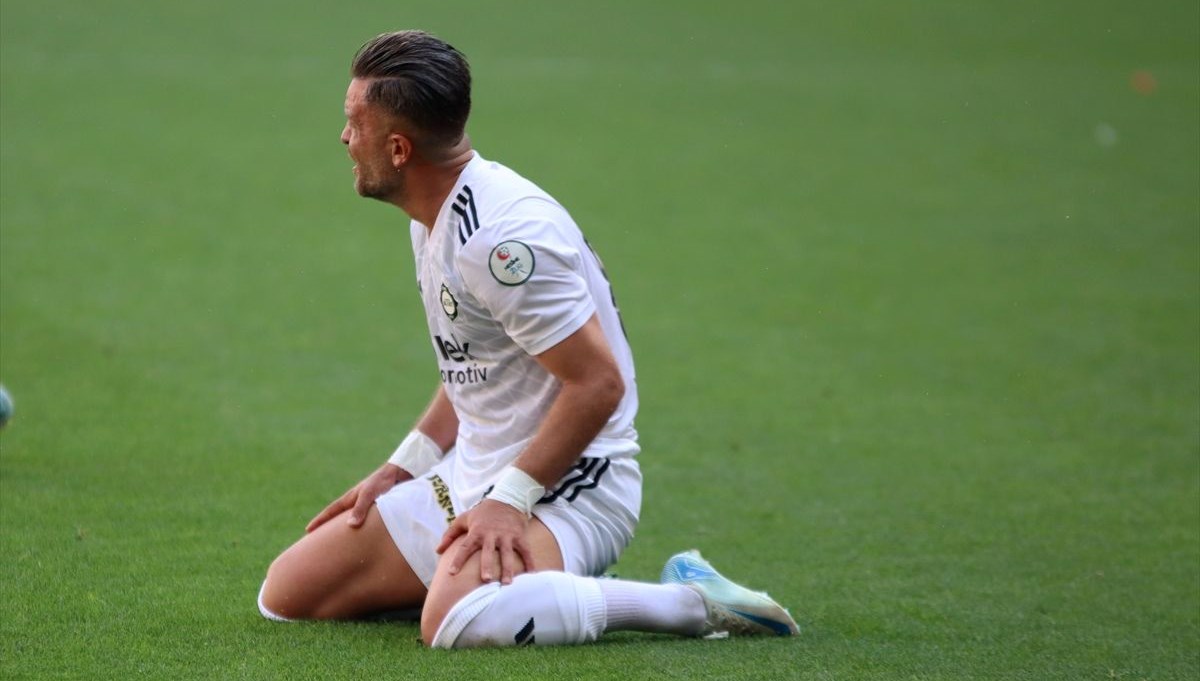 Lig başlamadan 6 puan silme cezası