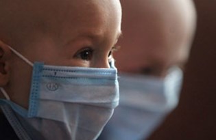 ates ve burun kanamasi losemi belirtisi