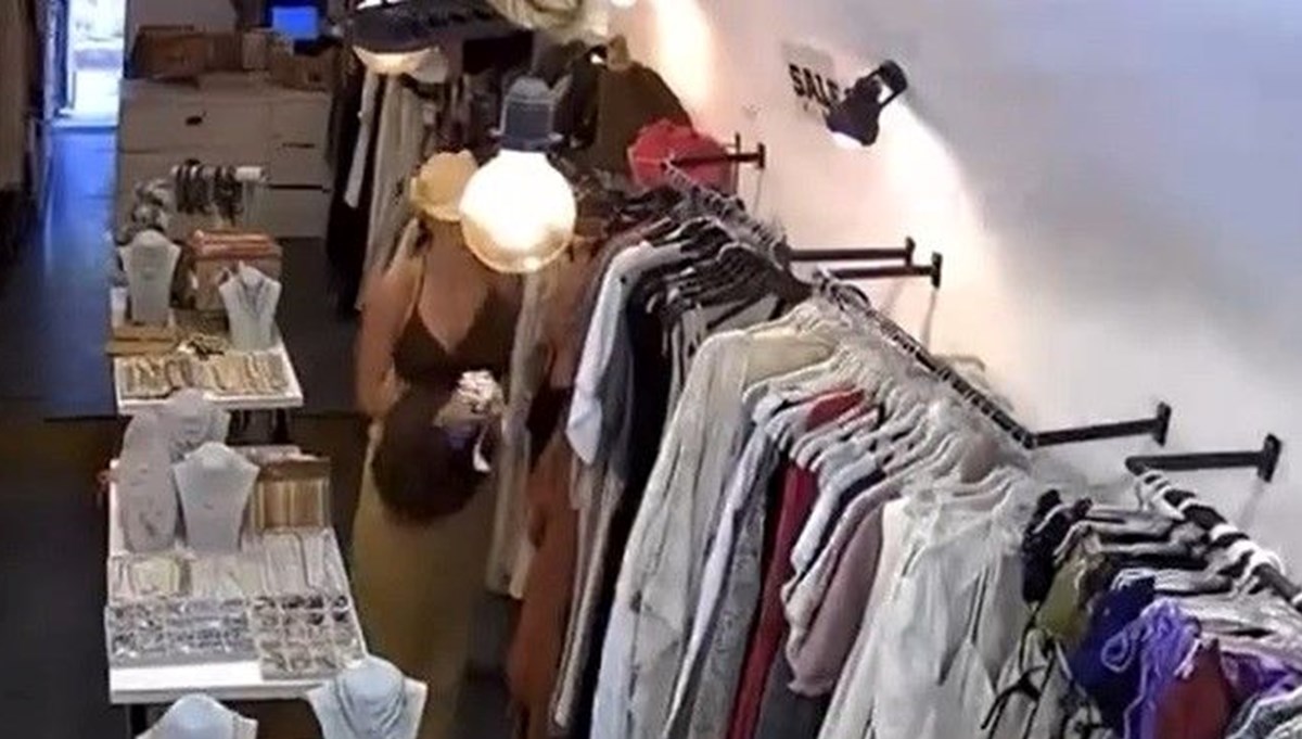 Çeşme'de hırsızlık yapan turistten pişmanlık mesajı: Evrenden intikam almak istedim Çeşme'de hırsızlık yapan turistten pişmanlık mesajı: Evrenden intikam almak istedim