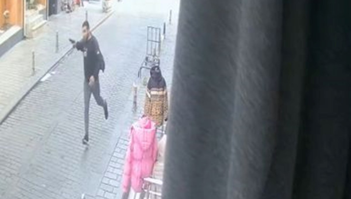 Fatih'te silahlı iş yeri baskını Fatih'te silahlı iş yeri baskını