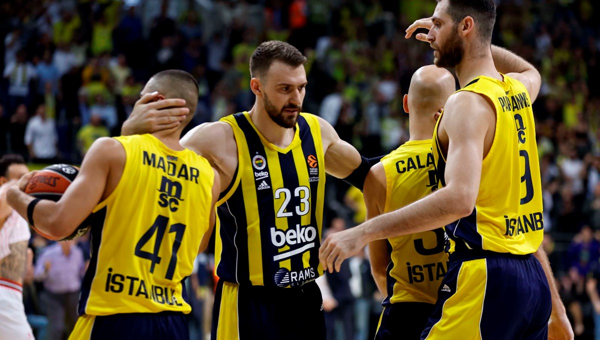 Anadolu Efes ve Fenerbahçe Beko Euroleague sahnesinde