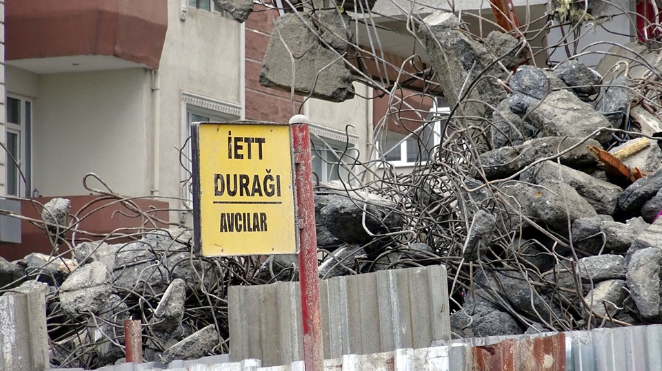 1999 depreminde hasar gören 241 binanın yıkımı için son 1 ay - 2