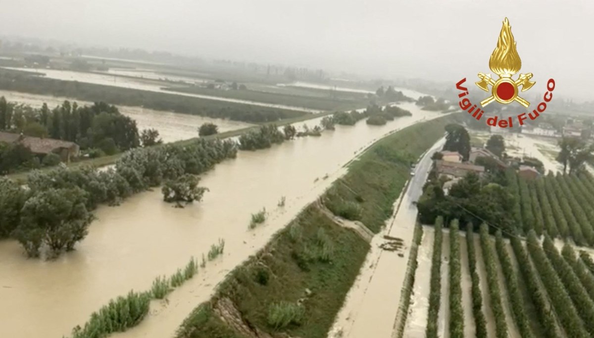 İtalya’da sel felaketi: Binden fazla kişi tahliye edildi