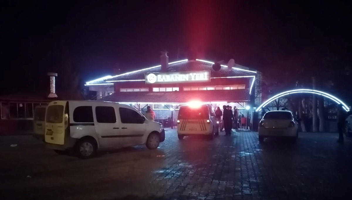 Konya'da restoranda silahlı kavga: 2 ölü, 1 yaralı Konya'da restoranda silahlı kavga: 2 ölü, 1 yaralı
