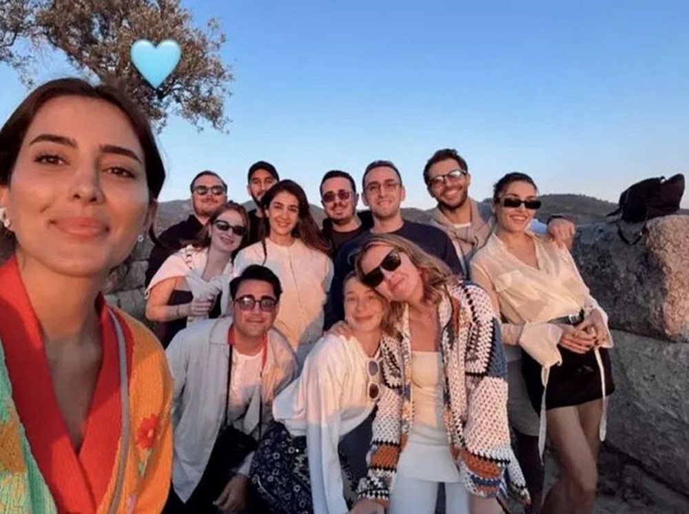 Ayrılık iddialarına Hande Erçel ve Hakan Sabancı'dan fotoğraflı yanıt - 4