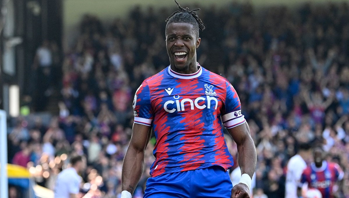 SON DAKİKA: Galatasaray, Zaha transferini açıkladı