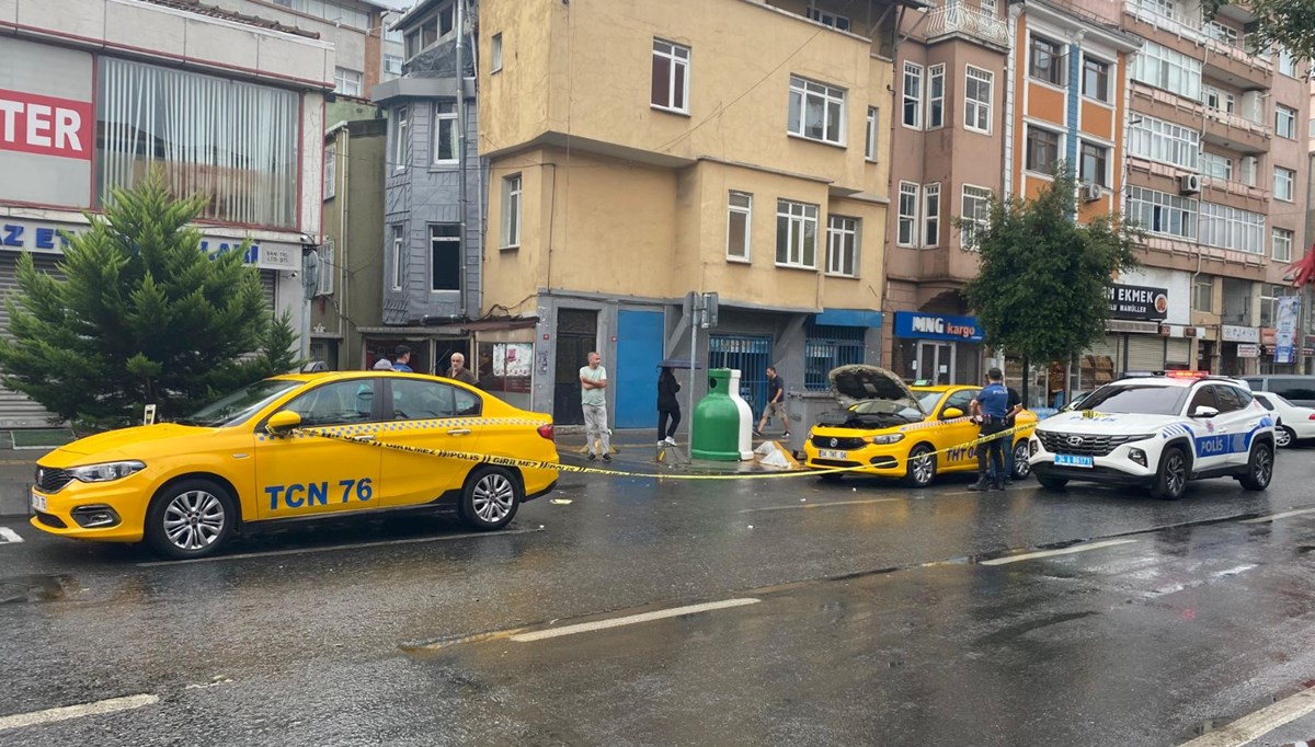 Beyoğlu'nda korku dolu anlar: Taksiden inip rastgele ateş açtı