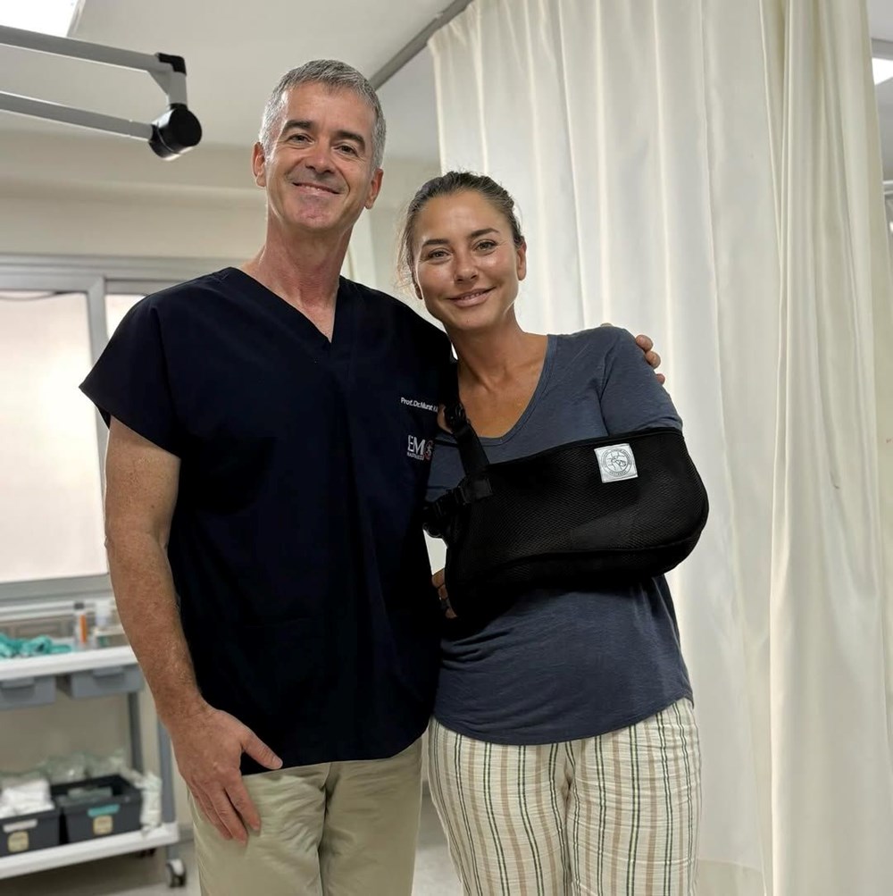 Ece Uslu'dan talihsiz kaza sonrası ilk kare: Çivi gibi yere çakıldım - 5