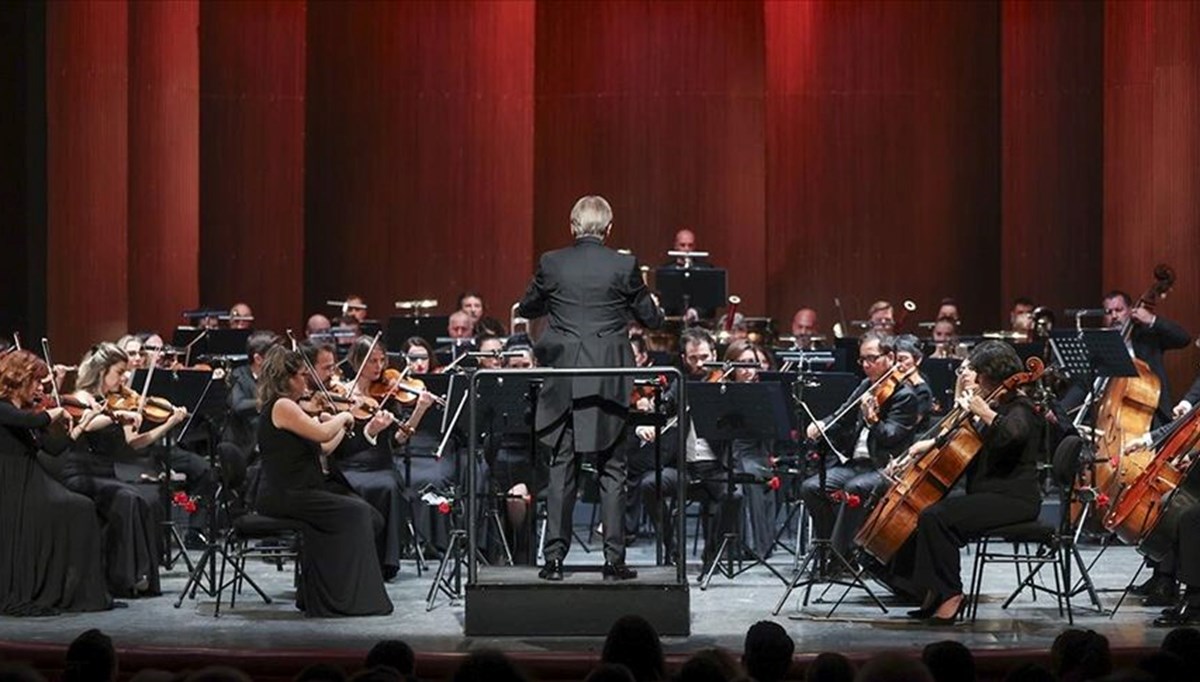 Ankara Devlet Opera ve Balesi'nden Atatürk'e özel anma konseri Ankara Devlet Opera ve Balesi'nden Atatürk'e özel anma konseri