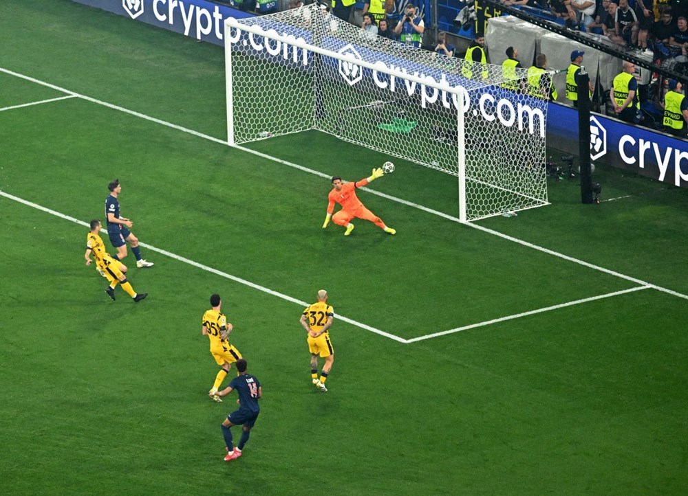 Şampiyonlar Ligi'nde zafer Paris Saint-Germain'in - 1