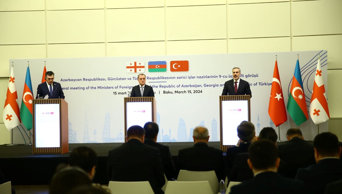 Türkiye, Azerbaycan ve Gürcistan bakanları bir araya geldi: Türkiye, Azerbaycan ve Gürcistan bakanları bir araya geldi: