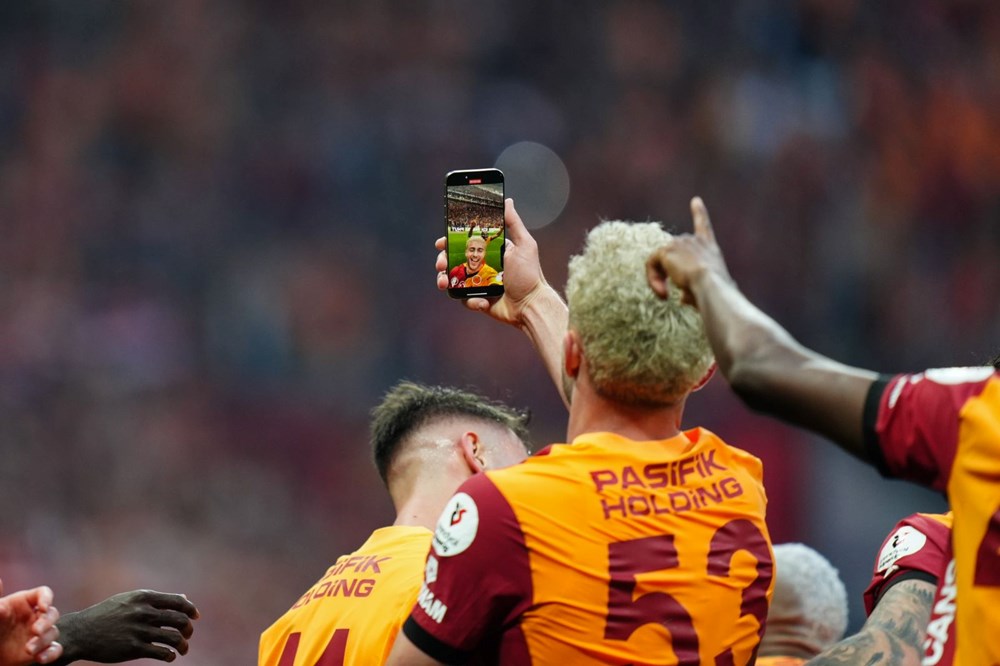 2024-2025 sezonu Süper Lig şampiyonu Galatasaray! - 4