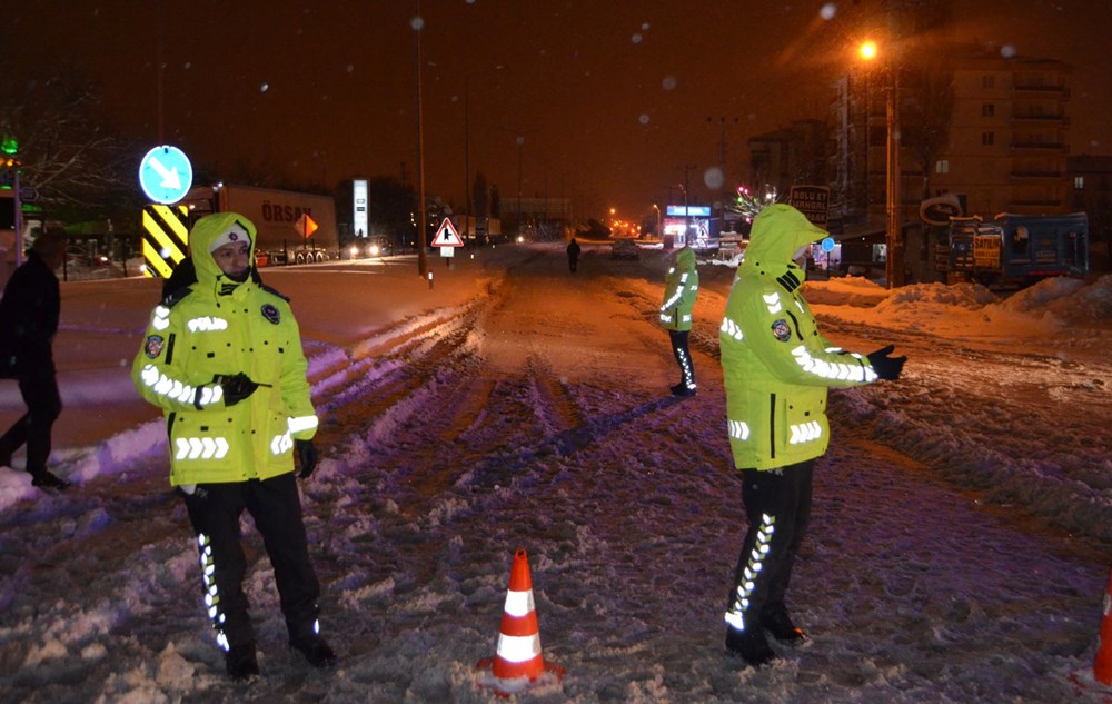 Yurt genelinde yollarda son durum: TAG Otoyolu yine kapandı - 5