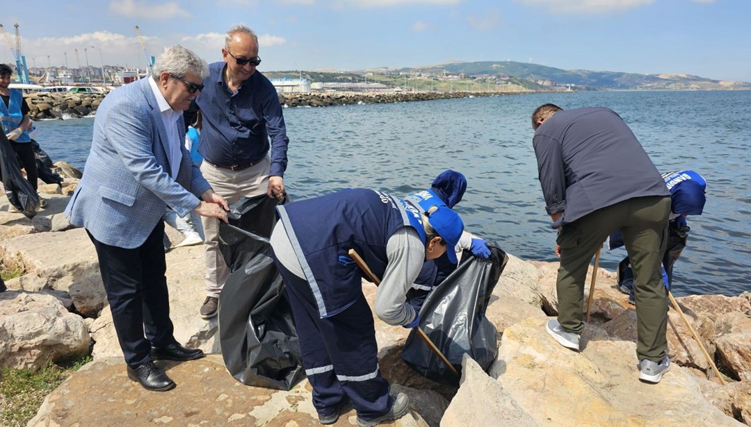 Marmara Denizi'nden 1 saatte çıkarıldı! Görenleri şaşırtan manzara, tam 980 kilogram