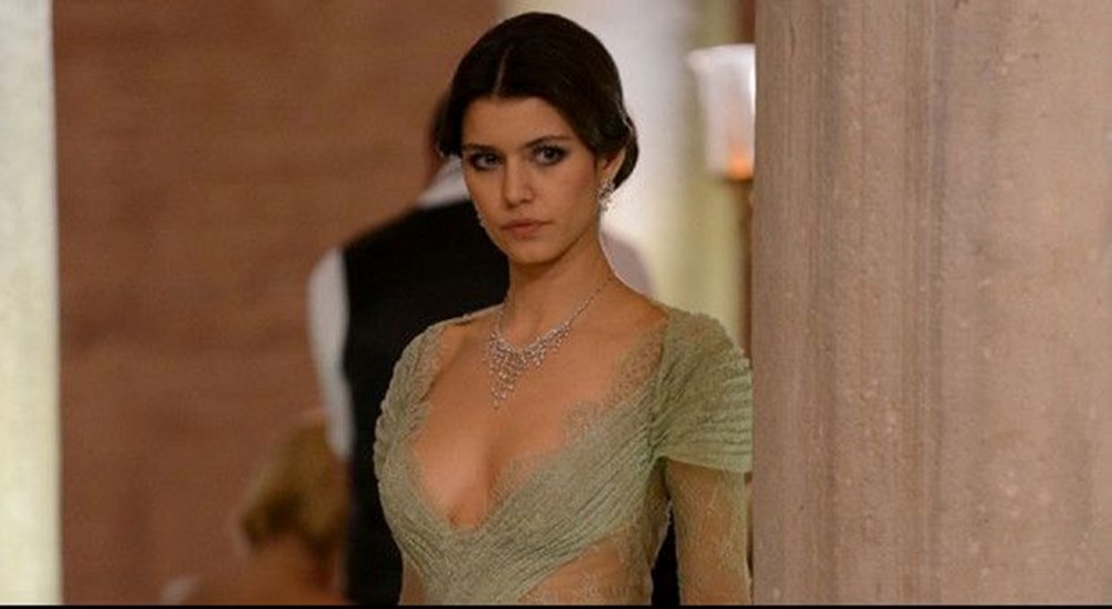 Beren Saat "Gizli Dolap" filminde rol alacak: Partnerleri belli oldu - 2