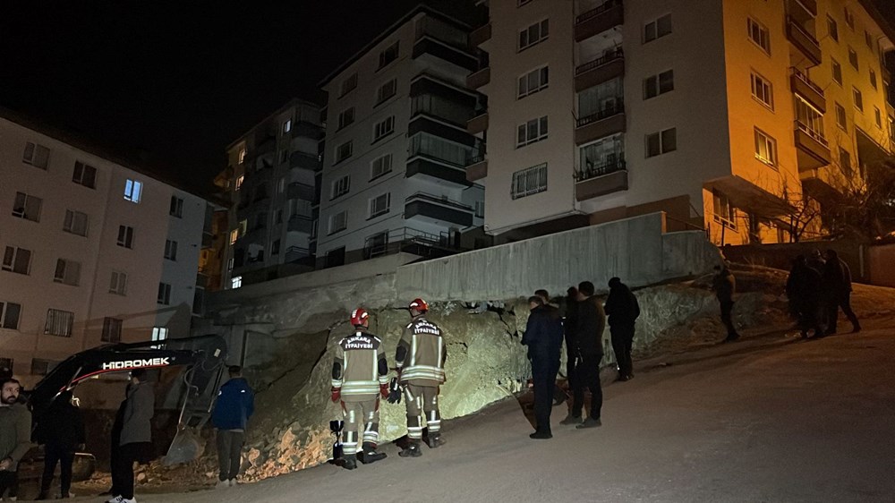 Ankara'da inşaat çalışması sırasında hasar gören 2 bina tahliye edildi - 2