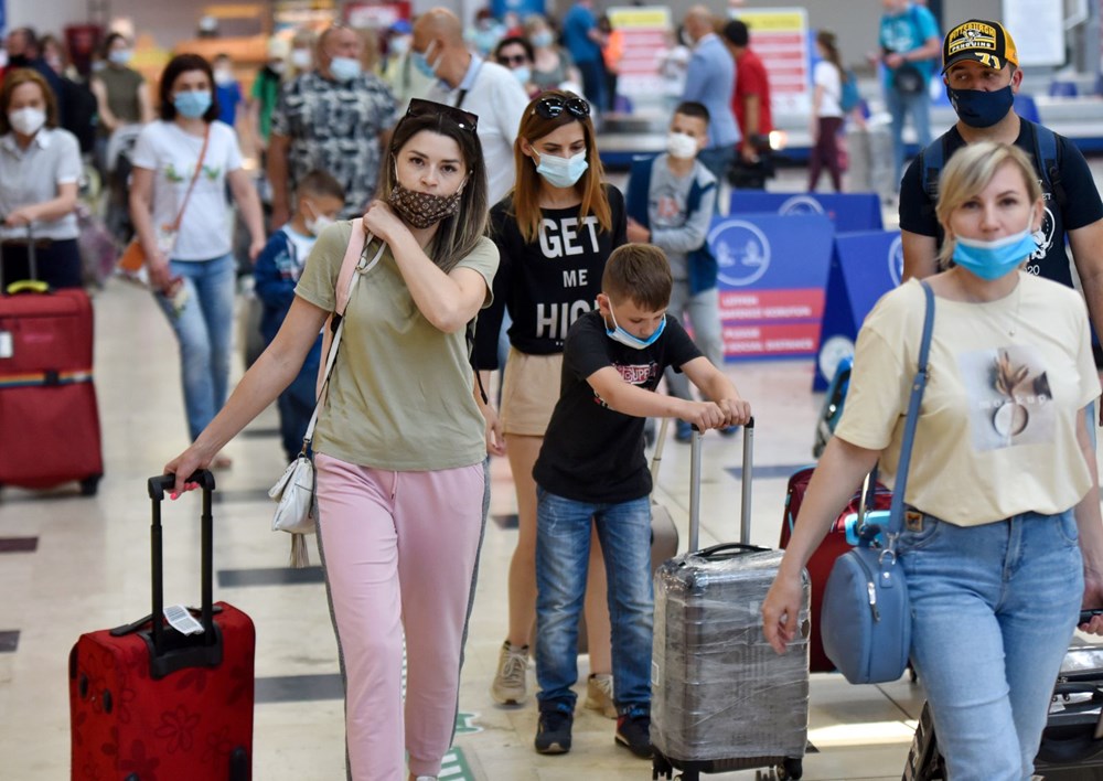 Kapılar açıldı, Ruslar akın akın geliyorlar! Rusya'dan hava trafiği yüzde 45 arttı - 2