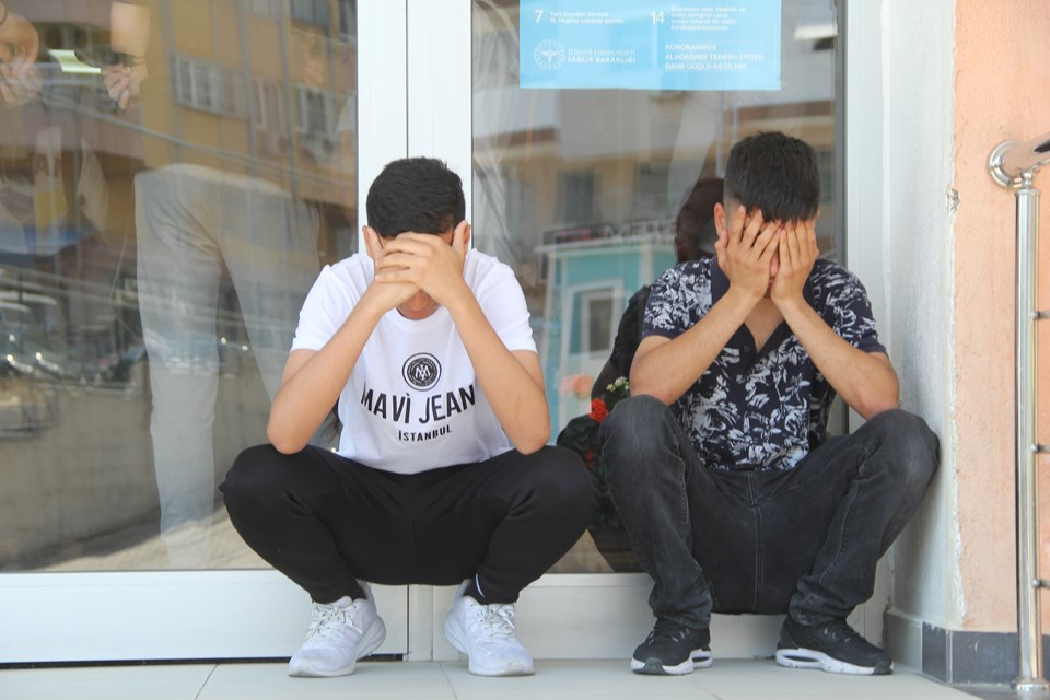 İzmir'deki özel okula öğrenciler dersteyken haciz geldi - 2
