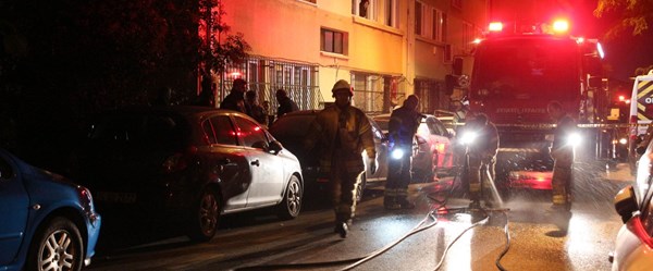 Üsküdar'da yangın: 1 ölü, 2 yaralı