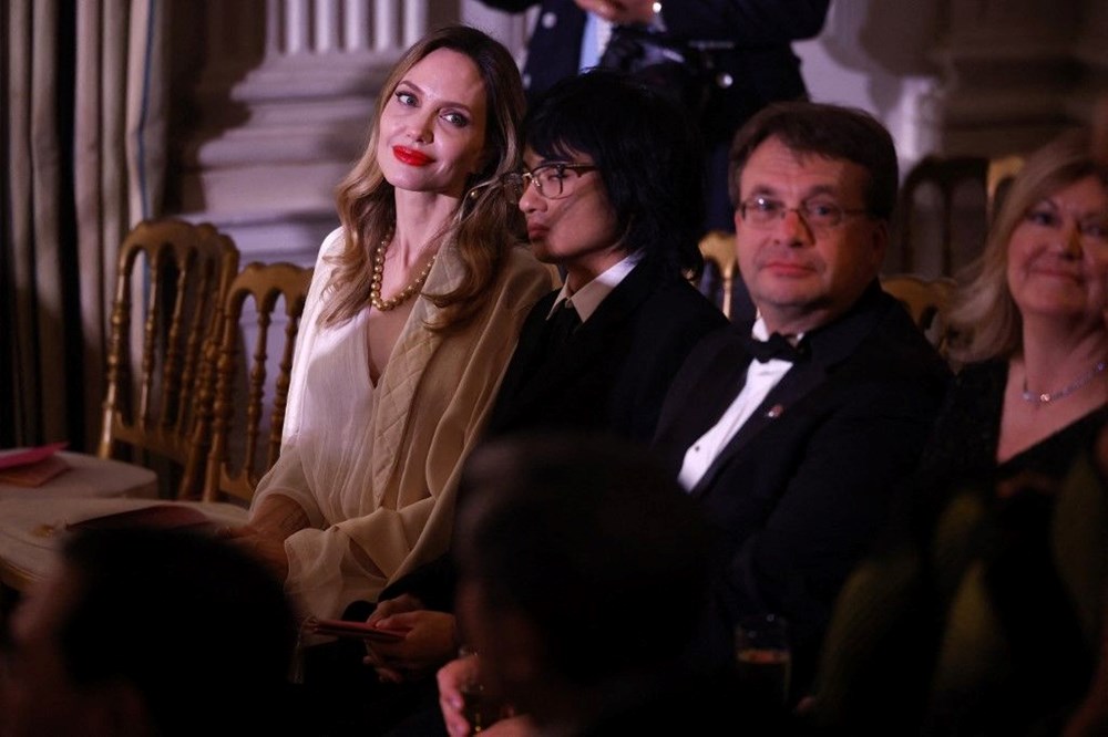 Angelina Jolie ve oğlu Maddox Beyaz Saray'da - 9