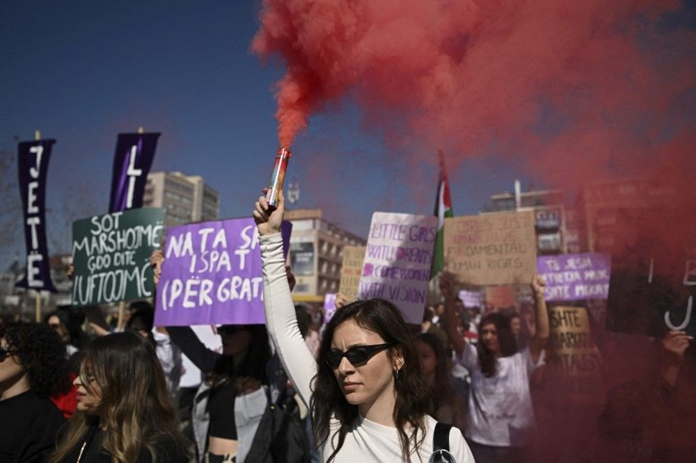 Dünya'da 8 Mart: Avrupa'dan Asya'ya kadınlar sokaklara döküldü - 10