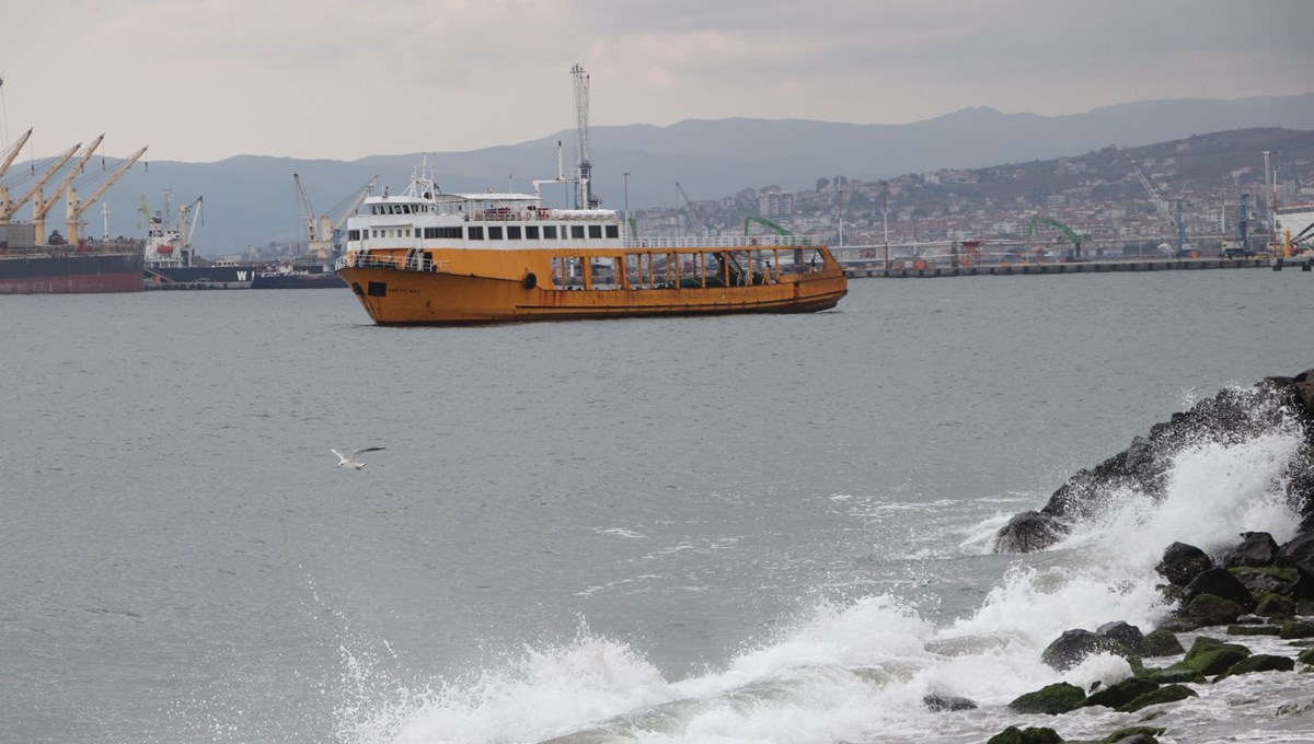 Tekirdağ'da deniz ulaşımına poyraz engeli Tekirdağ'da deniz ulaşımına poyraz engeli