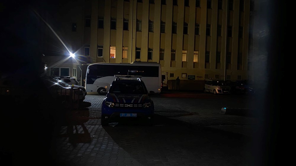 SON DAKİKA HABERİ: Narin cinayetinde anne ve ağabey dahil 8 kişi tutuklandı - 4