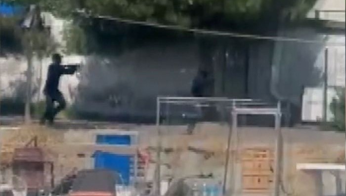 Küçükçekmece'de silahlı saldırı