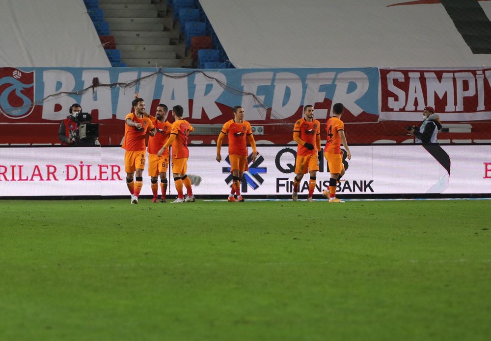 Trabzonspor'u yenen Galatasaray liderliğe yükseldi - 7