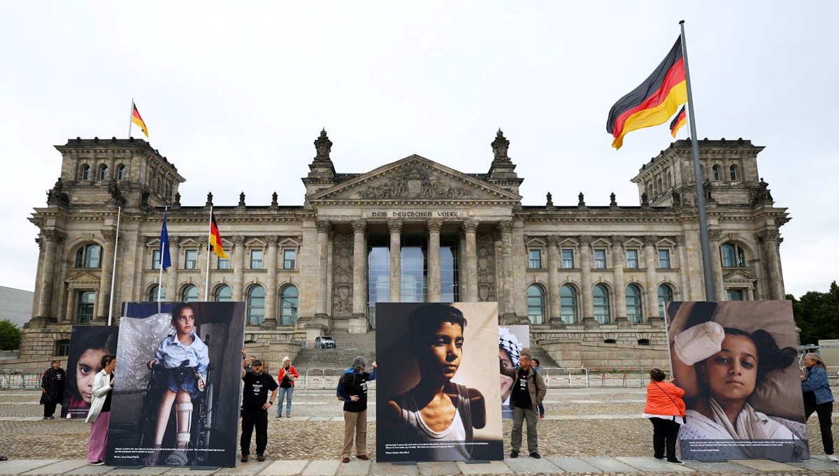 Almanya Dışişleri Bakanlığı'nda ayaklanma