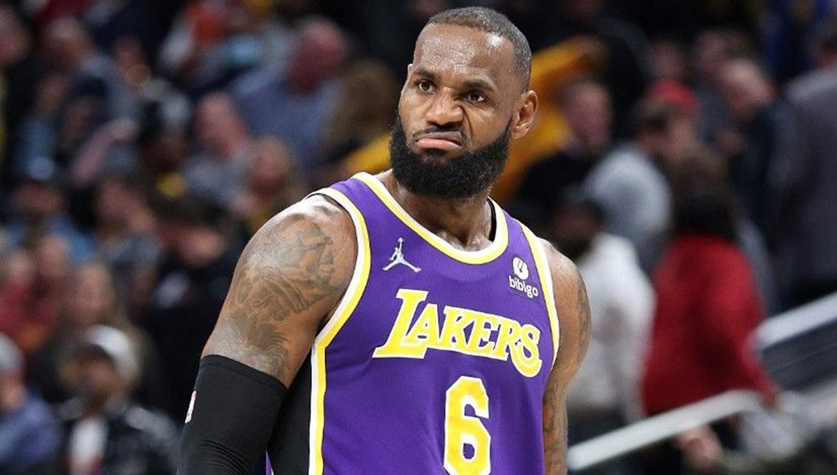 LeBron James'in Covid-19 testi 'yalancı pozitif' çıktı
