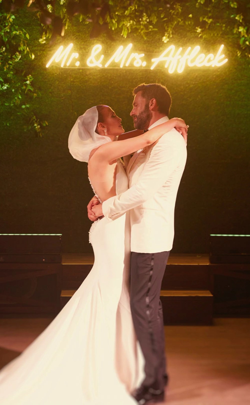 Jennifer Lopez ve Ben Affleck'in düğün fotoğrafları ortaya çıktı - 7