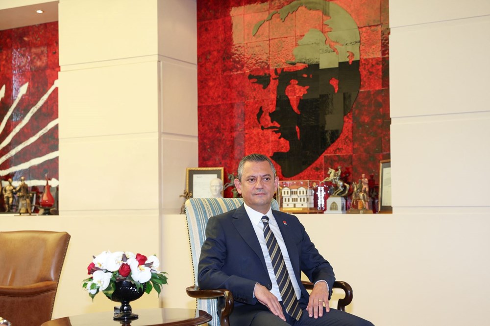 Cumhurbaşkanı Erdoğan, 18 yıl sonra CHP Genel Merkezi'nde | Erdoğan-Özel görüşmesi başladı - 16